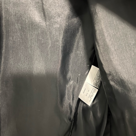 MaxMara Black and Gray Pinstripe Wool Blazer/Jacket. - Picture 14 of 15